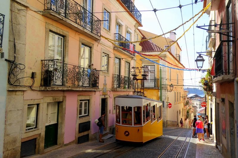 qué hacer en lisboa, tranvía 28